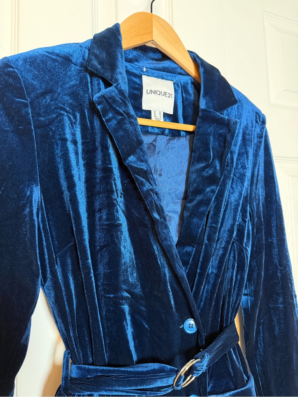 ASOS Deep Blue Velvet Belted Robe - Picture 2 of 8